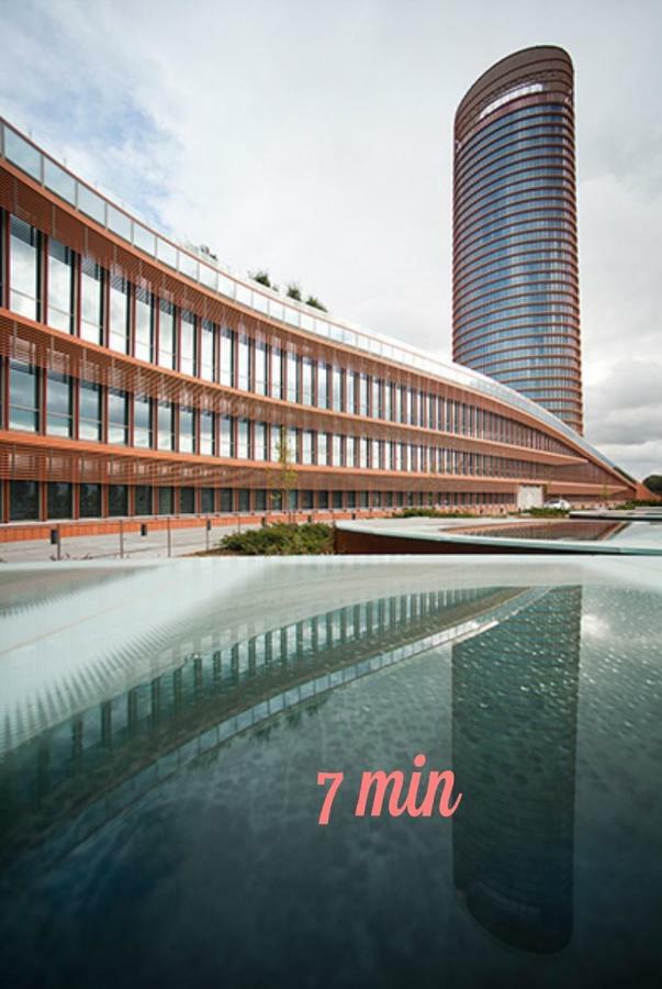 Sleepin Triana Διαμέρισμα Σεβίλλη Εξωτερικό φωτογραφία